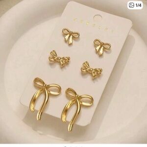 🆕💖Chic Gold Bow Earrings Set for Women